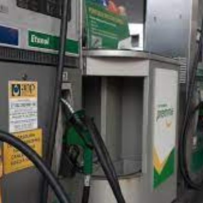 Defasagem da Petrobras é de R$ 0,82 na gasolina e R$ 0,95 no diesel